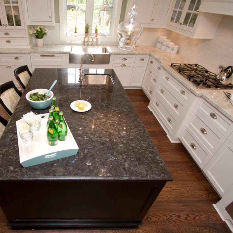 How To Pull Off The Trendy Two Granite Look In Your Kitchen