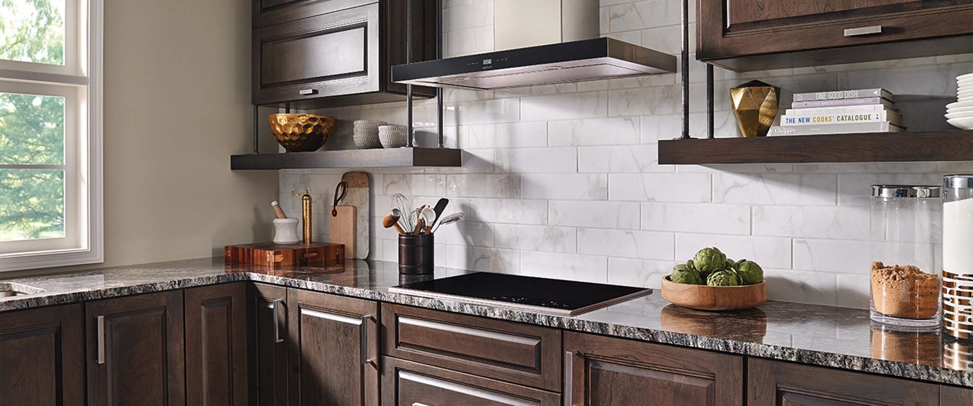 5 Perfect Kitchen Countertop And Flooring Matches For Dark Cabinets